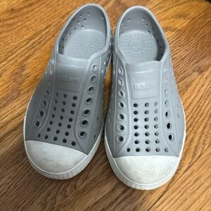 C9 (toddler 9) Native Shoes used